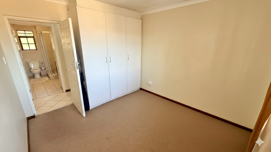 To Let 3 Bedroom Property for Rent in Old Place Western Cape